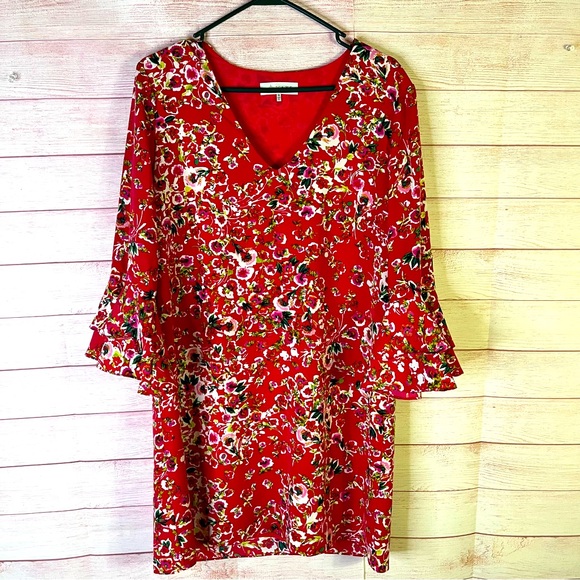 WAYF Pink Floral Bell Sleeve  Dress Size Medium - Picture 1 of 6